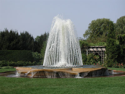 ../images/fountain.jpg