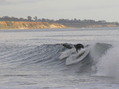 ../images/16_surfers.jpg