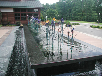 ../images/iris_fountain.jpg