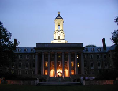 ../images/01_old_main_night.jpg