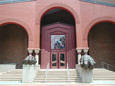 ../images/18_palmer_art_museum.jpg