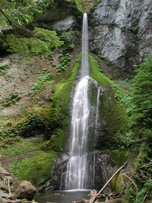 ../images/15_merrymere_falls.jpg