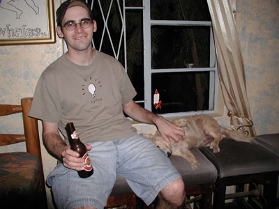 ../images/19_eric_petting.jpg
