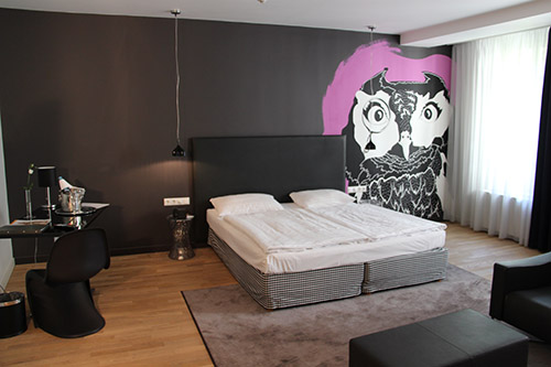 bedroom2
