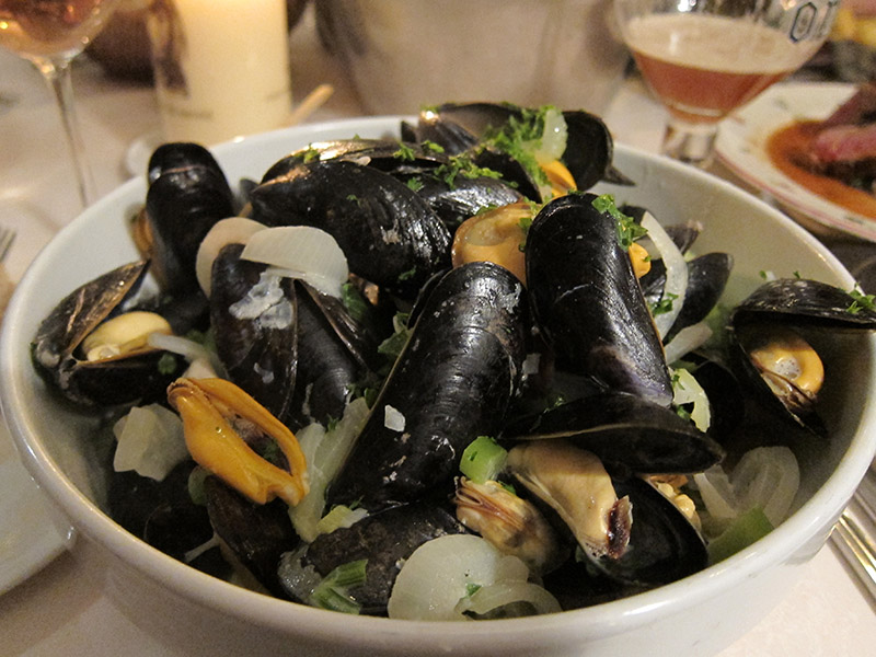 so. many. mussels.