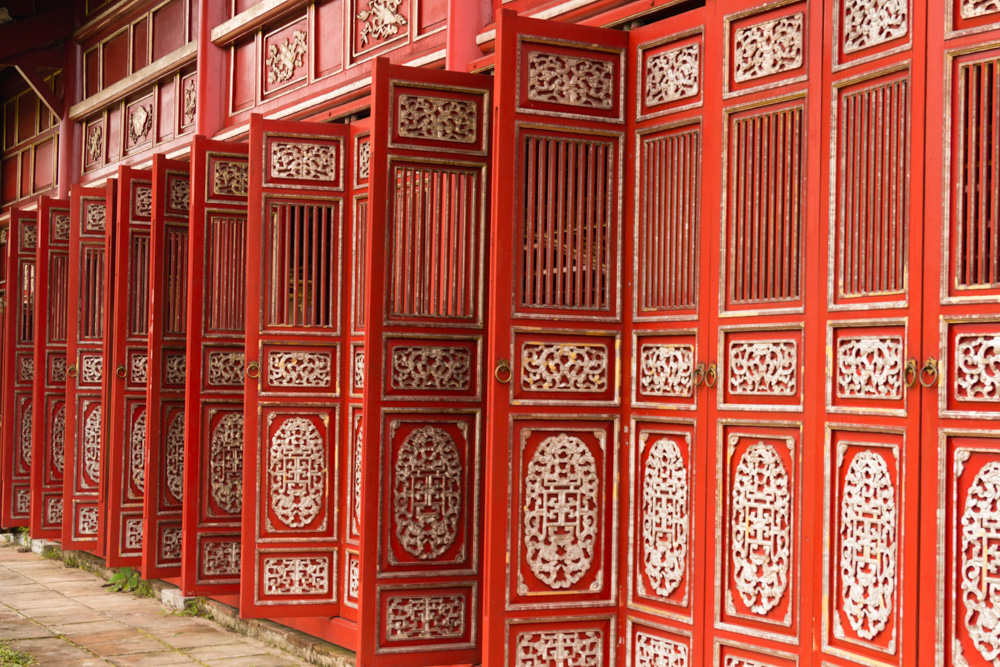 red doors @ Hữu vu