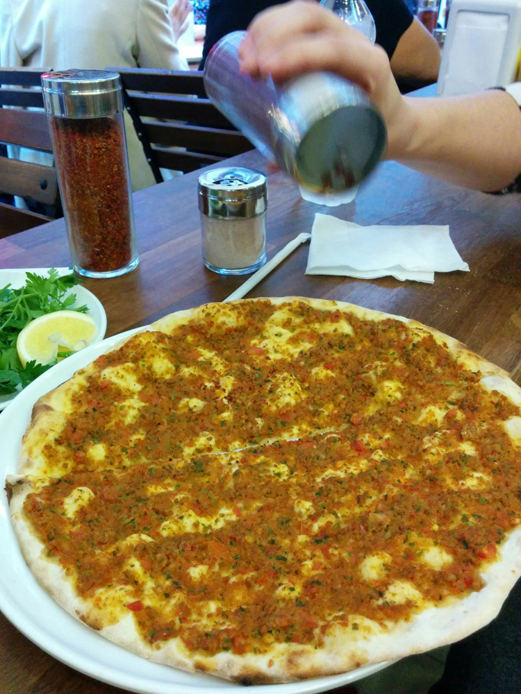 lahmacun (Turkish pizza)