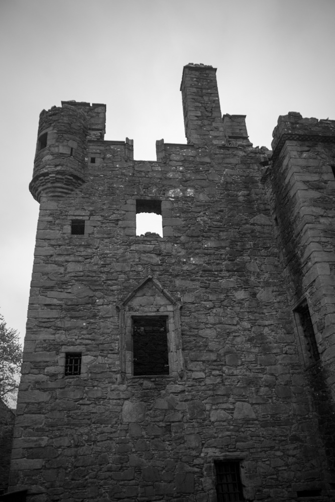 MacLellan Castle
