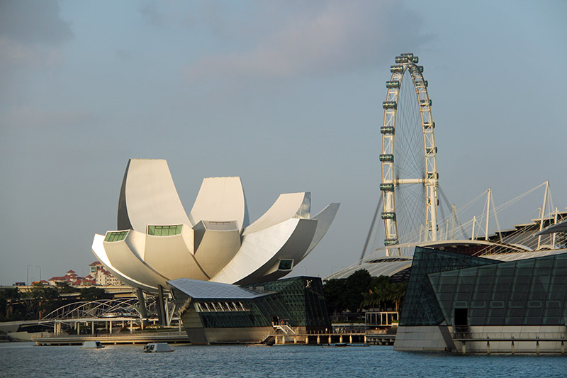 Art Science Museum and Singapore Flyer