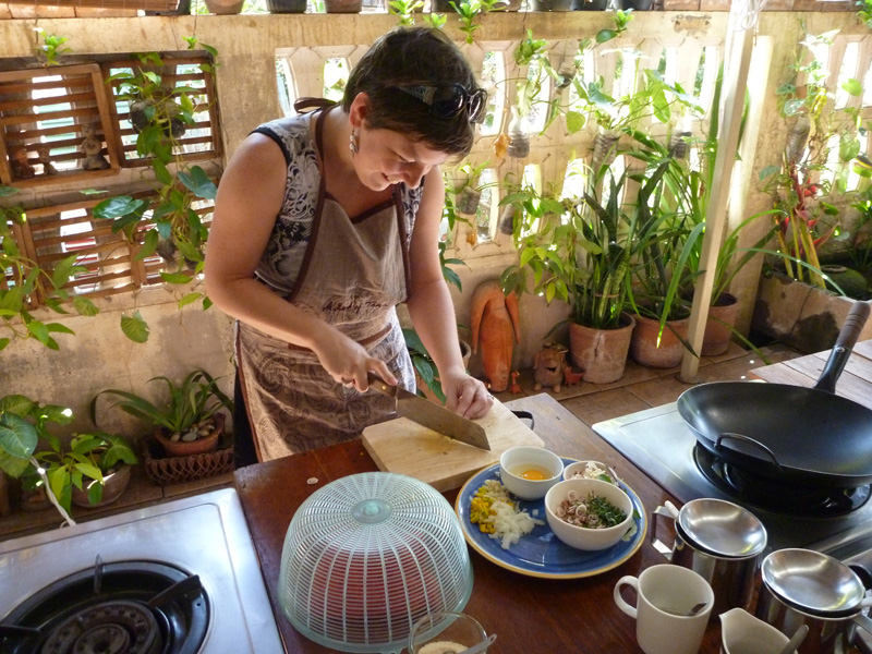 chopping lemongrass