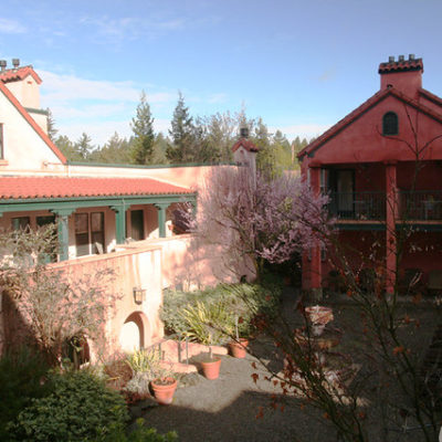 where we stayed in Sonoma – the Applewood Inn