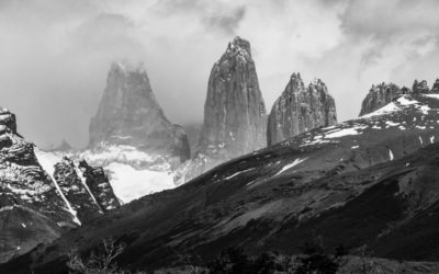 Patagonia: TDP, Day 1: Laguna Azul, Amarga, Sarmiento, Nordenskjöld, Salto Grande